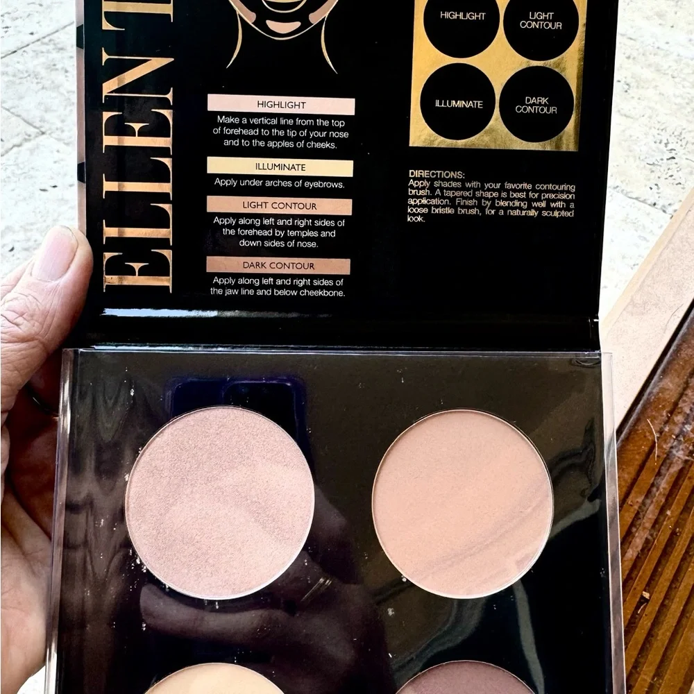 Ellen Tracy Contour Palette - Highlight & Illuminate